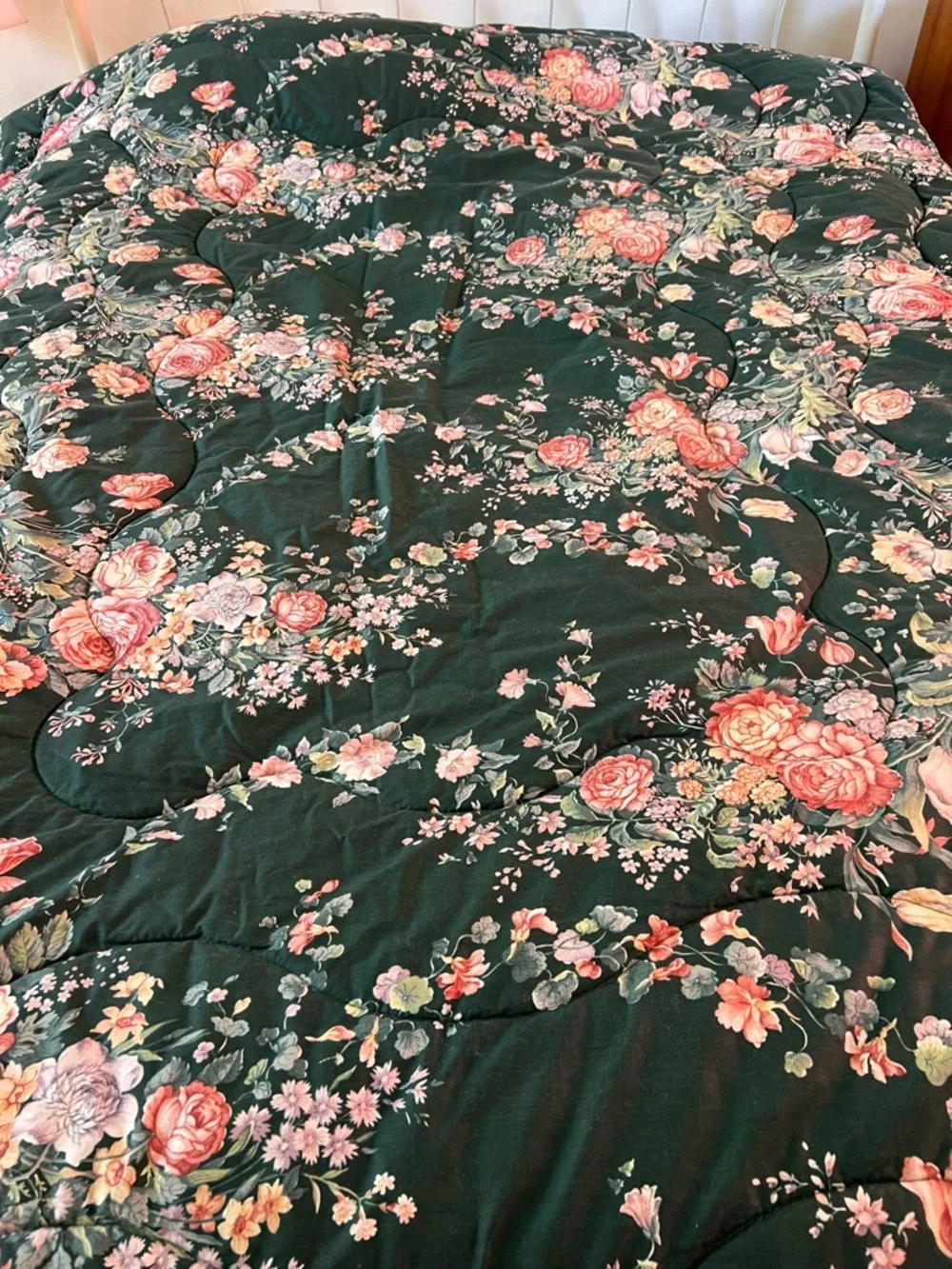 Vtg Mario Buatta Marissa Quilted Reversible Roses Floral Twin Comforter 62”x86”